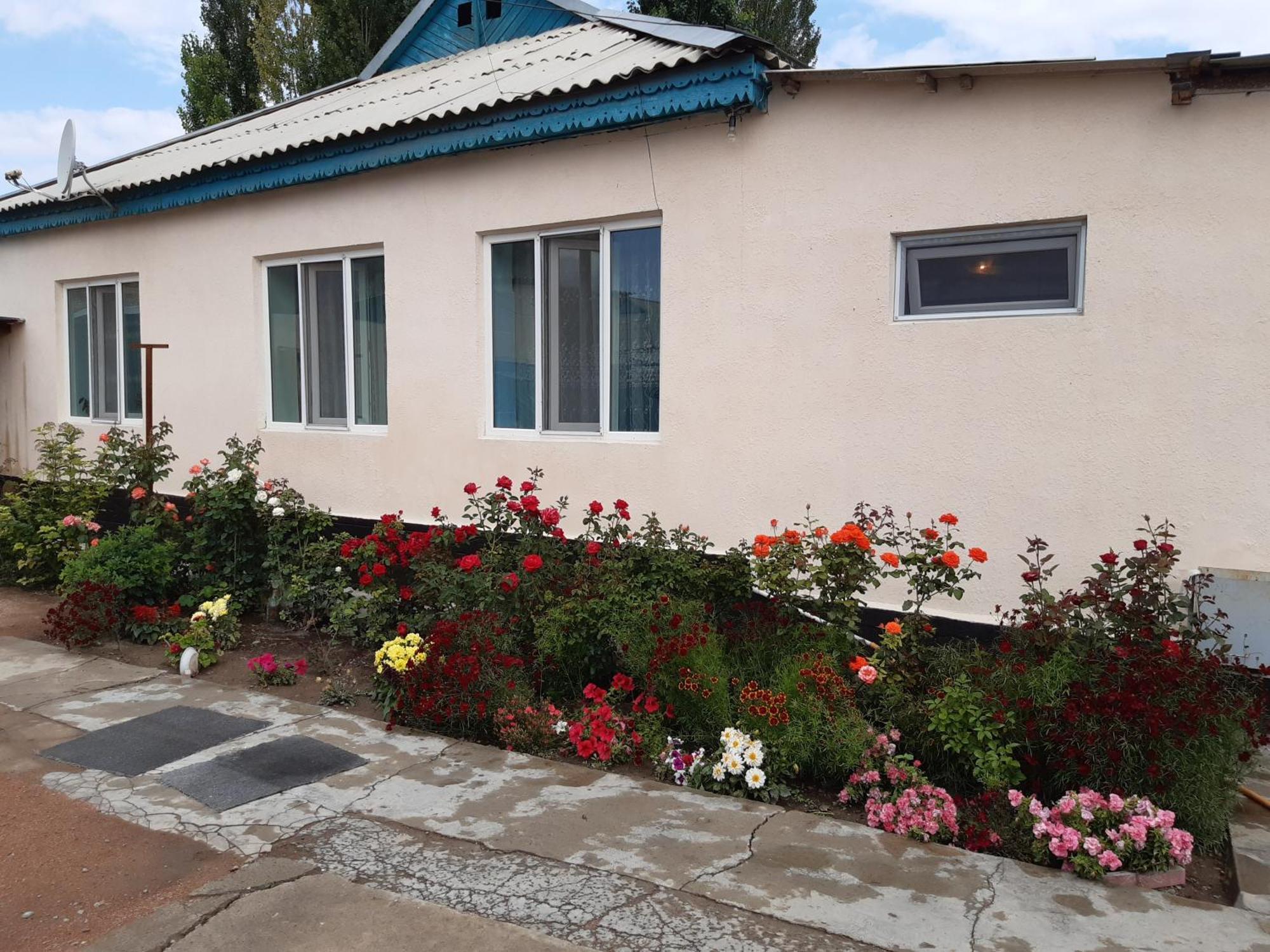 Guest House Lola Kochkor Exterior foto